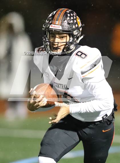 Thumbnail 3 in Central @ Oak Ridge (CIF NorCal Division 1-AA Regional Playoff) photogallery.
