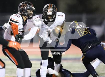 Thumbnail 1 in Central @ Oak Ridge (CIF NorCal Division 1-AA Regional Playoff) photogallery.