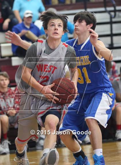 Thumbnail 2 in West Union vs. Mantachie (Hotbed Classic) photogallery.