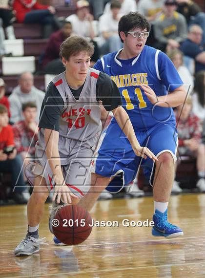 Thumbnail 1 in West Union vs. Mantachie (Hotbed Classic) photogallery.