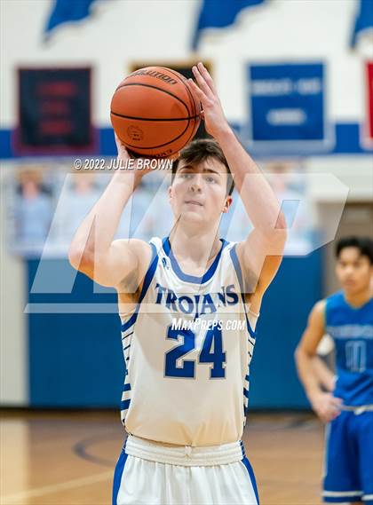 Thumbnail 3 in Providence Cristo Rey @ Indianapolis Bishop Chatard photogallery.