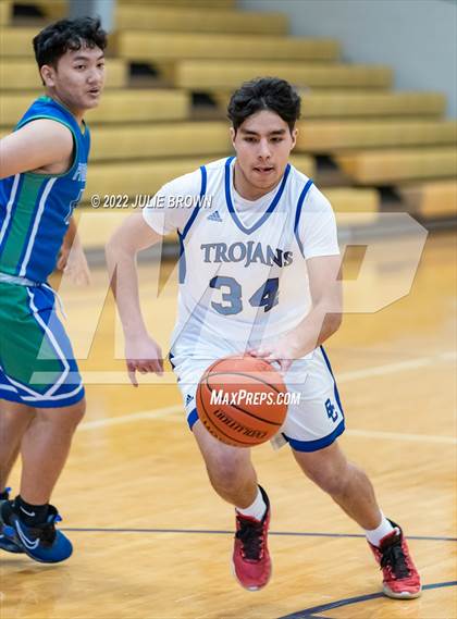 Thumbnail 1 in Providence Cristo Rey @ Indianapolis Bishop Chatard photogallery.