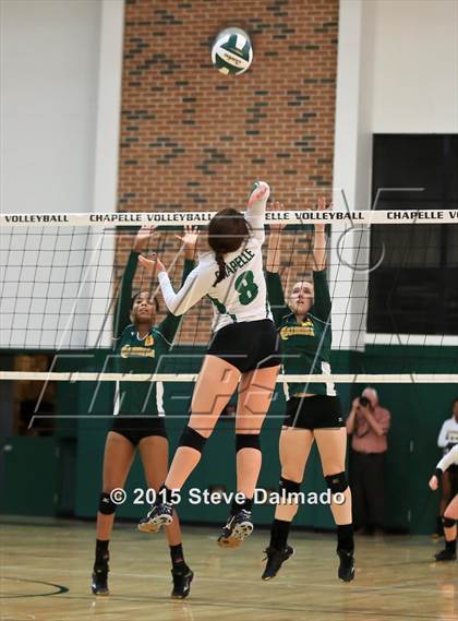 Thumbnail 3 in Cabrini @ Chapelle photogallery.