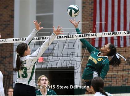Thumbnail 2 in Cabrini @ Chapelle photogallery.