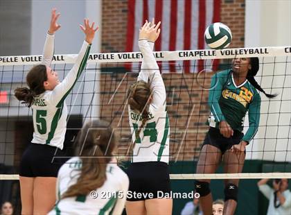 Thumbnail 1 in Cabrini @ Chapelle photogallery.