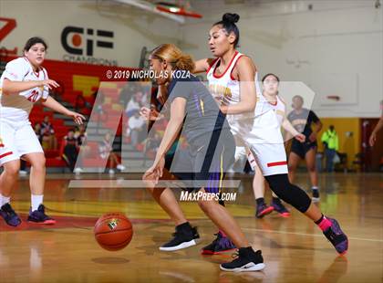 Thumbnail 2 in Lynwood vs. Dominguez photogallery.