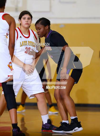 Thumbnail 3 in Lynwood vs. Dominguez photogallery.