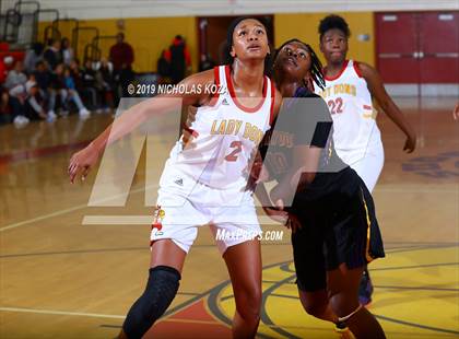 Thumbnail 3 in Lynwood vs. Dominguez photogallery.