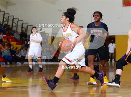 Thumbnail 3 in Lynwood vs. Dominguez photogallery.