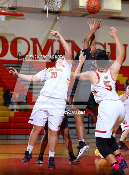 Thumbnail 2 in Lynwood vs. Dominguez photogallery.