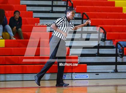 Thumbnail 3 in Lynwood vs. Dominguez photogallery.