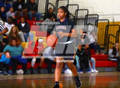 Thumbnail 2 in Lynwood vs. Dominguez photogallery.