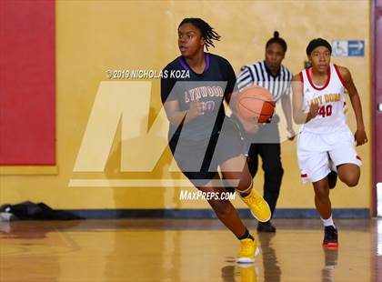 Thumbnail 3 in Lynwood vs. Dominguez photogallery.