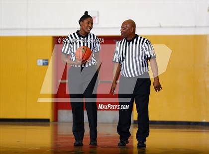 Thumbnail 2 in Lynwood vs. Dominguez photogallery.