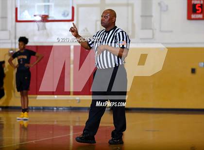 Thumbnail 2 in Lynwood vs. Dominguez photogallery.