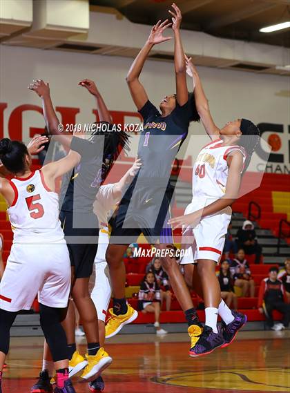 Thumbnail 3 in Lynwood vs. Dominguez photogallery.