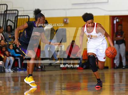 Thumbnail 2 in Lynwood vs. Dominguez photogallery.
