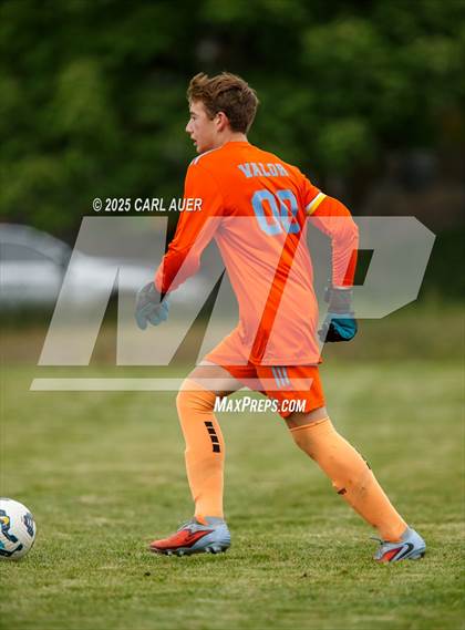 Thumbnail 1 in Valor Christian @ Golden photogallery.