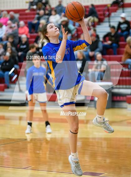 Thumbnail 1 in Dodd City vs. Graford (UIL 1A Region III Area Playoff) photogallery.