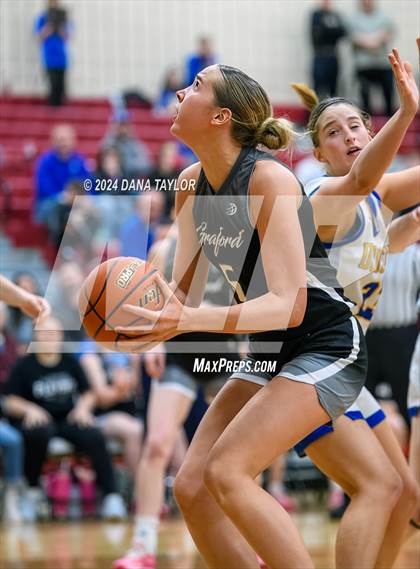 Thumbnail 3 in Dodd City vs. Graford (UIL 1A Region III Area Playoff) photogallery.