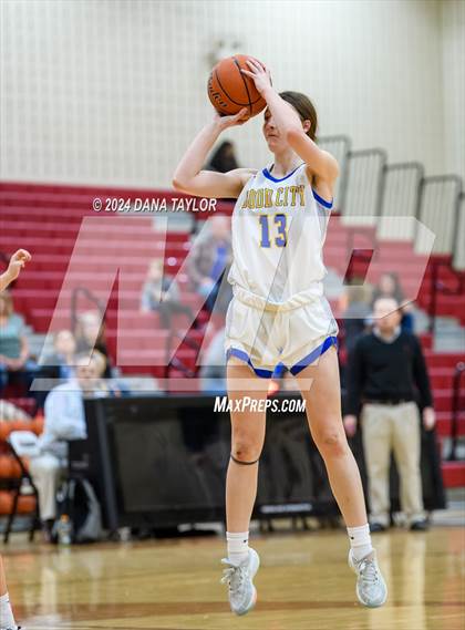 Thumbnail 3 in Dodd City vs. Graford (UIL 1A Region III Area Playoff) photogallery.