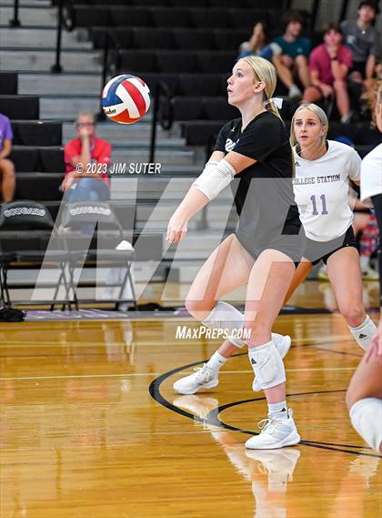 Thumbnail 3 in College Station vs Montgomery photogallery.