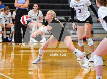 Thumbnail 2 in College Station vs Montgomery photogallery.