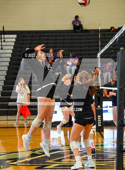 Thumbnail 2 in College Station vs Montgomery photogallery.