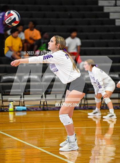 Thumbnail 2 in College Station vs Montgomery photogallery.