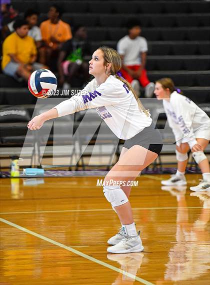 Thumbnail 1 in College Station vs Montgomery photogallery.