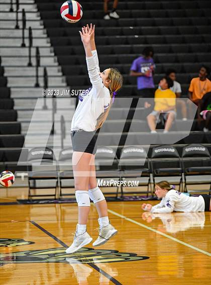 Thumbnail 1 in College Station vs Montgomery photogallery.
