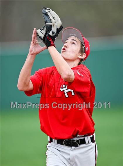 Thumbnail 1 in Mansfield Summit vs. Cedar Hill (Robert Dulin Memorial) photogallery.