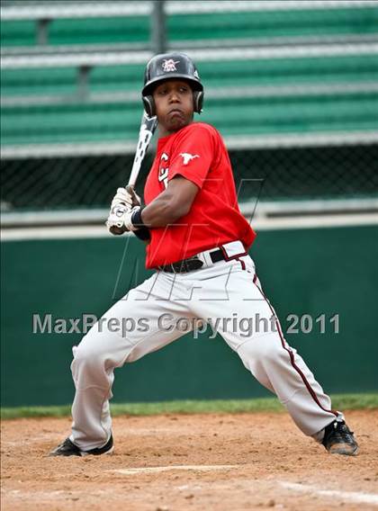 Thumbnail 1 in Mansfield Summit vs. Cedar Hill (Robert Dulin Memorial) photogallery.