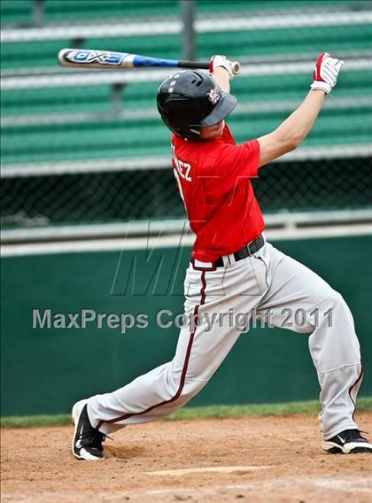 Thumbnail 1 in Mansfield Summit vs. Cedar Hill (Robert Dulin Memorial) photogallery.
