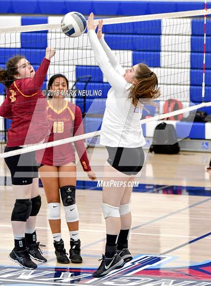 Thumbnail 3 in Menlo-Atherton @ Hillsdale photogallery.