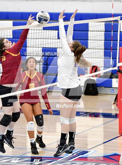 Thumbnail 2 in Menlo-Atherton @ Hillsdale photogallery.