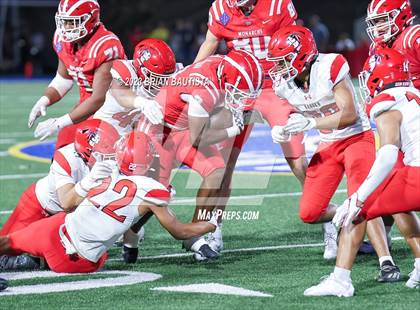 Thumbnail 2 in Kahuku @ Mater Dei photogallery.