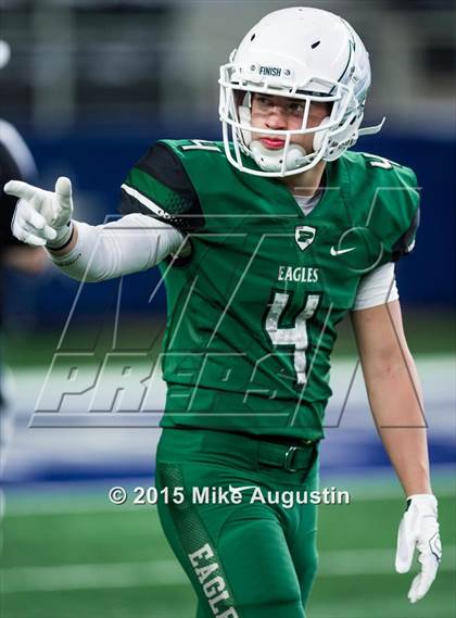 Thumbnail 2 in Prosper vs. Lone Star (UIL Bi-district 5A District II Playoff) photogallery.