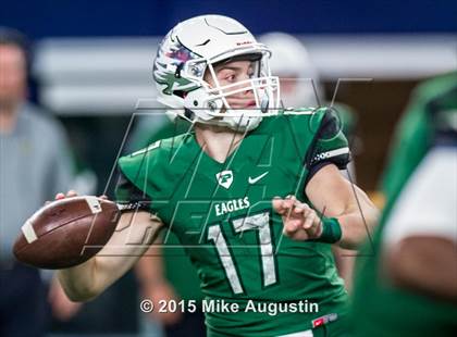 Thumbnail 3 in Prosper vs. Lone Star (UIL Bi-district 5A District II Playoff) photogallery.