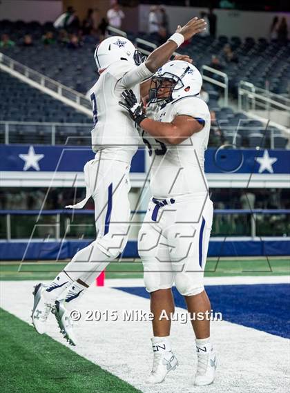 Thumbnail 3 in Prosper vs. Lone Star (UIL Bi-district 5A District II Playoff) photogallery.