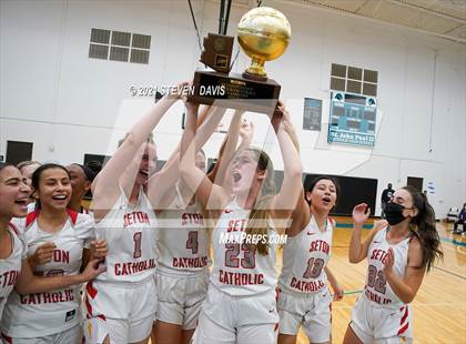 Thumbnail 1 in Salpointe Catholic vs. Seton Catholic (AIA 4A Final - Awards) photogallery.
