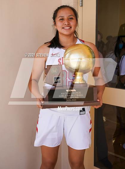 Thumbnail 2 in Salpointe Catholic vs. Seton Catholic (AIA 4A Final - Awards) photogallery.