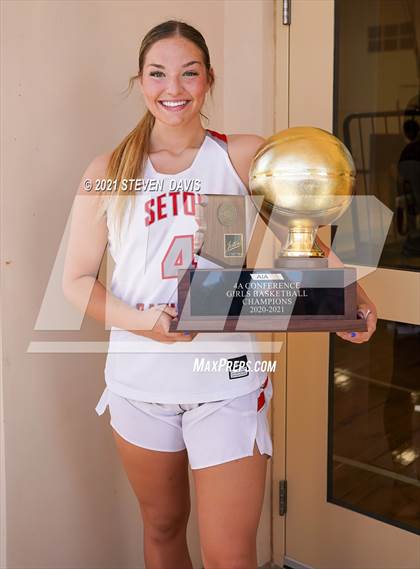 Thumbnail 2 in Salpointe Catholic vs. Seton Catholic (AIA 4A Final - Awards) photogallery.