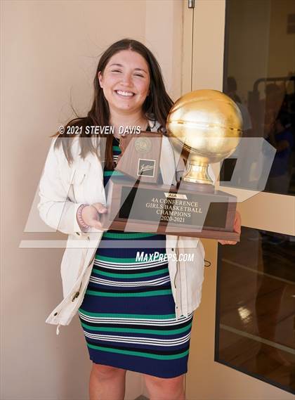 Thumbnail 1 in Salpointe Catholic vs. Seton Catholic (AIA 4A Final - Awards) photogallery.