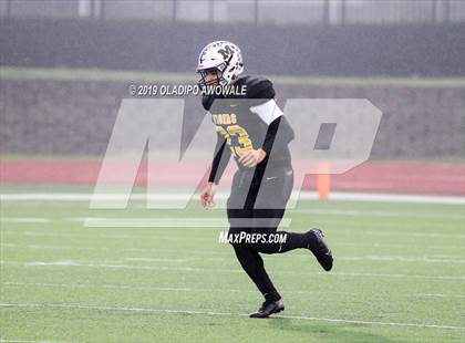 Thumbnail 3 in Malakoff vs. Pottsboro (UIL 3A Regional Semifinal) photogallery.