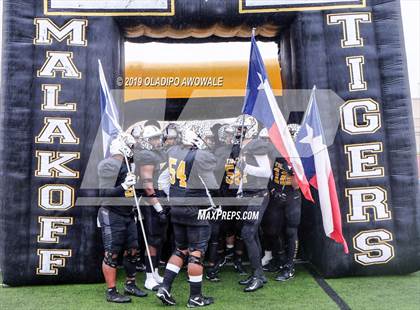 Thumbnail 1 in Malakoff vs. Pottsboro (UIL 3A Regional Semifinal) photogallery.