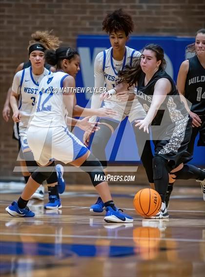 Thumbnail 3 in East Chapel Hill vs Westover (NCHSAA 3A First Round) photogallery.