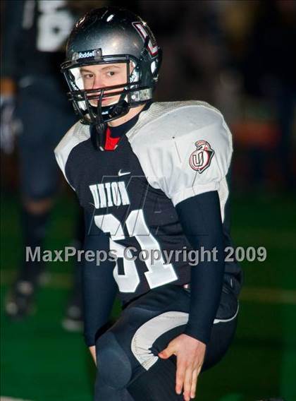 Thumbnail 3 in Meadowdale vs. Union photogallery.