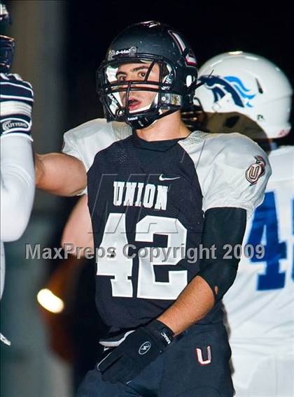 Thumbnail 2 in Meadowdale vs. Union photogallery.