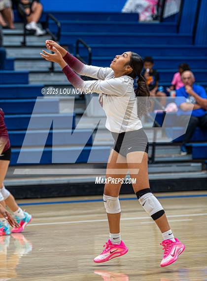 Thumbnail 1 in Santa Fe Indian @ St. Michael's photogallery.